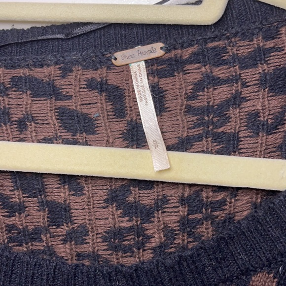 Free people cheetah sweater - Picture 2 of 2